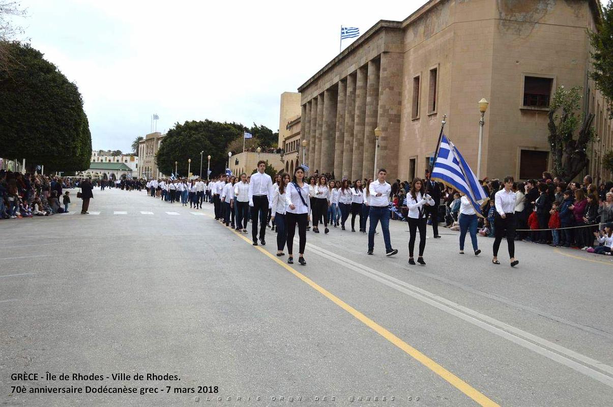 270- Rhodes- Defile Dodecanese grec.JPG